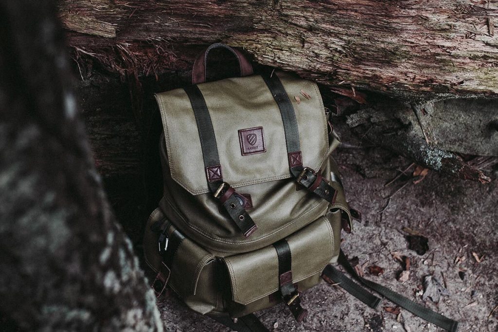 Traveling just with essentials. Is it possible? 1 Untitled 1 0012 andrew neel 139175